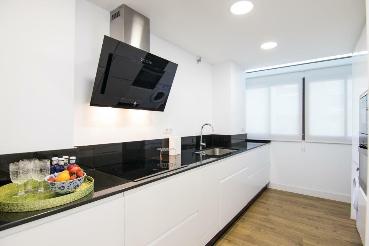 Homeforguest Stylish And Modern Apartment Overlooking Las Canteras 大加那利岛拉斯帕尔马斯 外观 照片