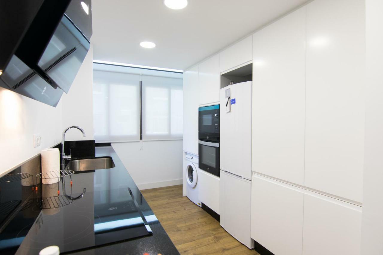 Homeforguest Stylish And Modern Apartment Overlooking Las Canteras 大加那利岛拉斯帕尔马斯 外观 照片