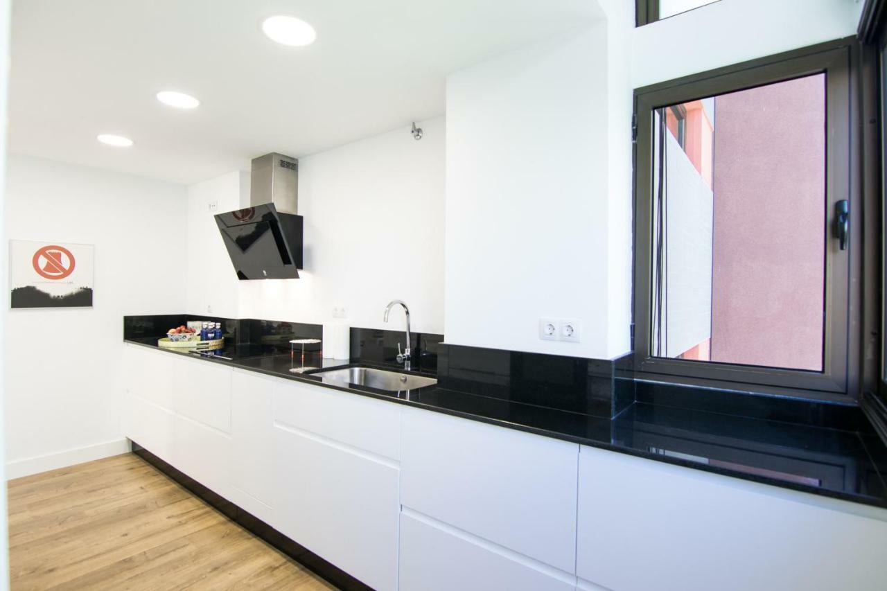 Homeforguest Stylish And Modern Apartment Overlooking Las Canteras 大加那利岛拉斯帕尔马斯 外观 照片
