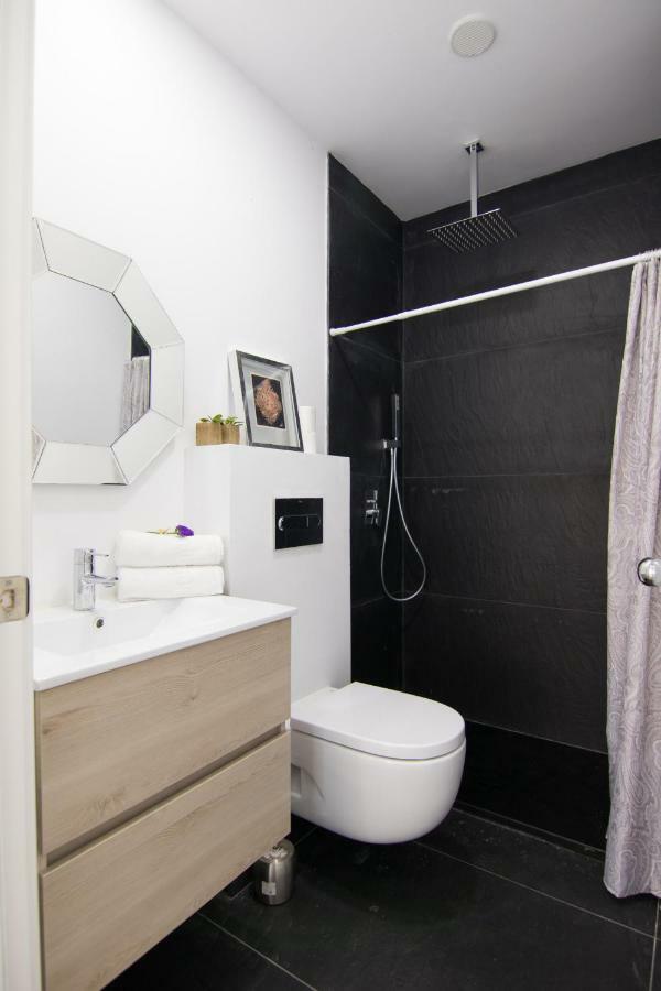 Homeforguest Stylish And Modern Apartment Overlooking Las Canteras 大加那利岛拉斯帕尔马斯 外观 照片